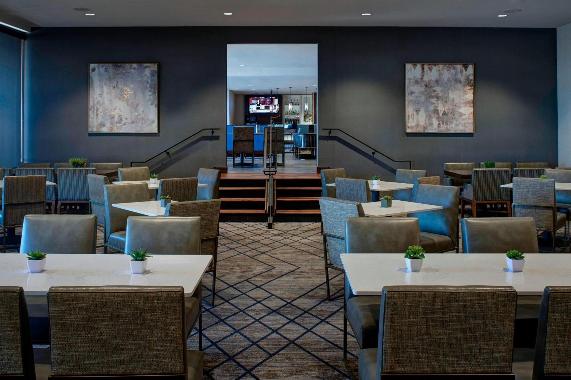 Kansas City Airport Marriott Exterior foto